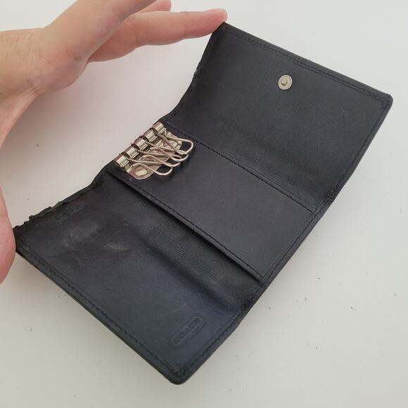 Damaged Coach Wallet Key Case Holder Black Canvas Leather Small - Picture 3 of 8